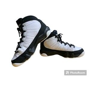 The Nike Air Jordan 9 Retro University shoes